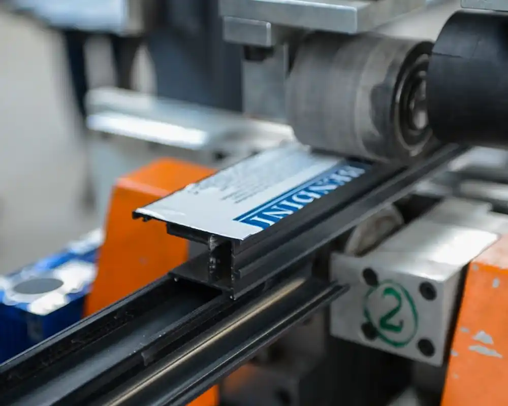 پروفیل آلومینیوم بندینی